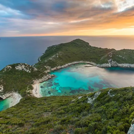 Evie Nisaki (Corfu)