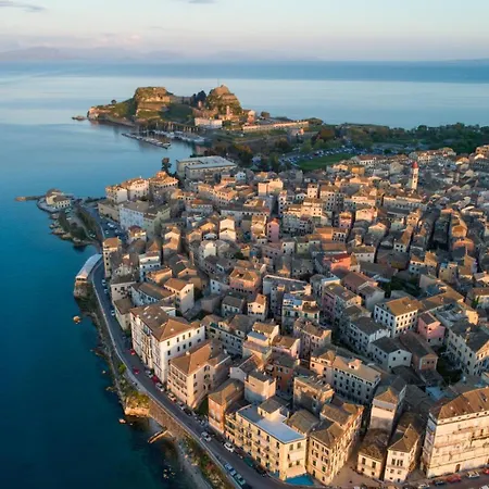 Evie Nisaki (Corfu)